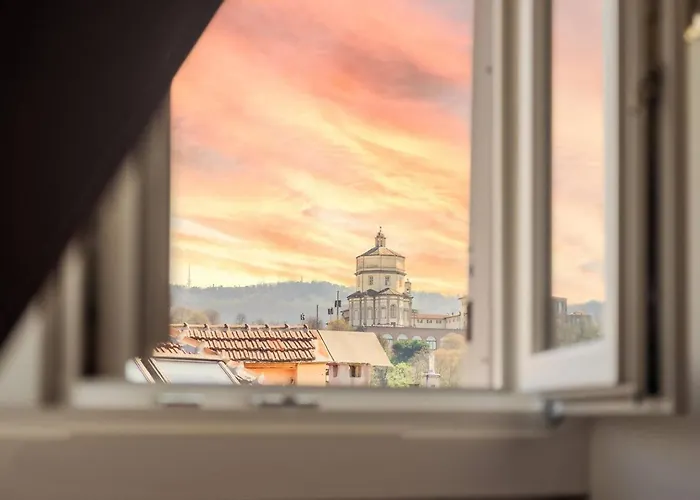 Apartment Piazza Vittorio Luxury View *